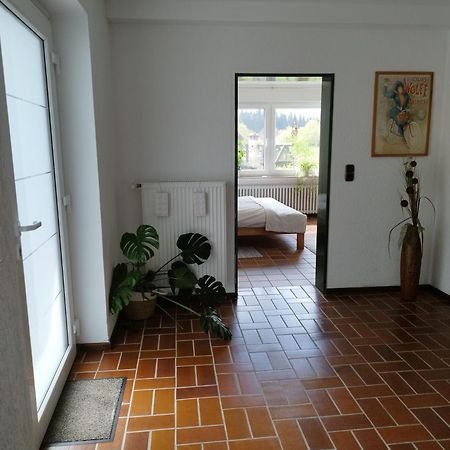 Moderne Ferienwohnung Mit Privatem Eingang - Rosa Kalletal エクステリア 写真