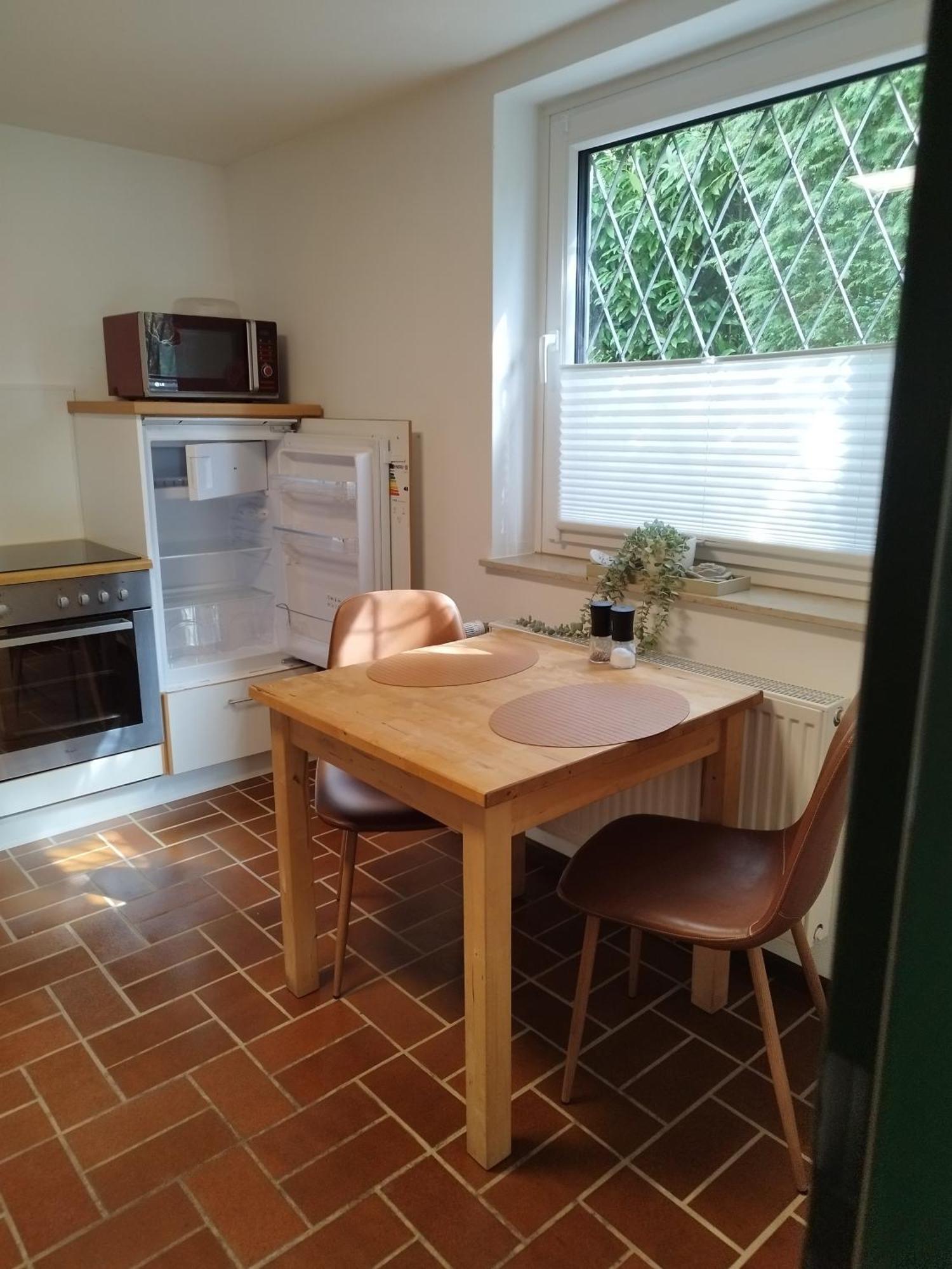 Moderne Ferienwohnung Mit Privatem Eingang - Rosa Kalletal エクステリア 写真